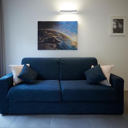 Cozy Meravigli Apartment - Pleasant Walk Between Duomo And Castello Милан Экстерьер фото