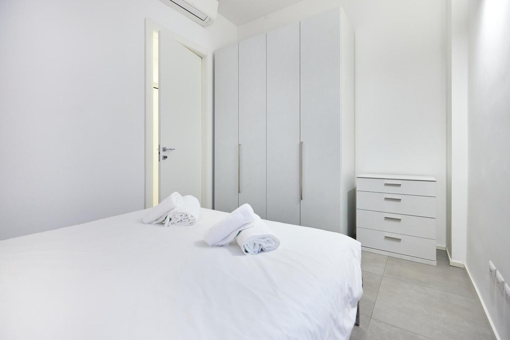Cozy Meravigli Apartment - Pleasant Walk Between Duomo And Castello Милан Экстерьер фото